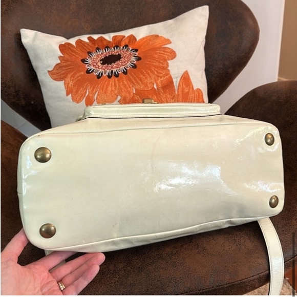 COACH LEGACY LEATHER DOME SATCHEL CROSSBODY BAG TURNLOCK STRAP HANGTAG 12295 EUC - Picture 10 of 16